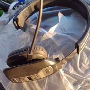 Road King Premium Wireless Headset - Black